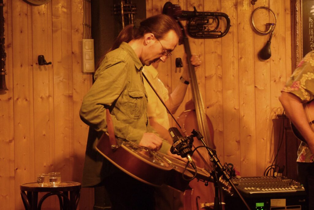 Bluegrass Gang im Rosenberg, Reykjavík